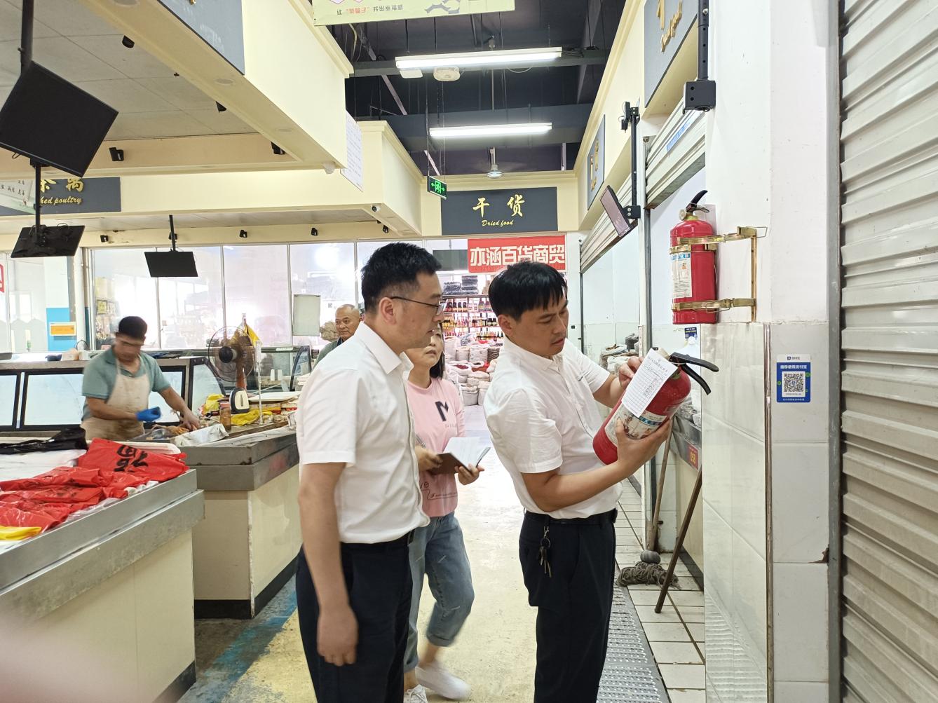 管好“菜籃子”，守護(hù)“大民生”國資運營公司開展菜市場大巡查