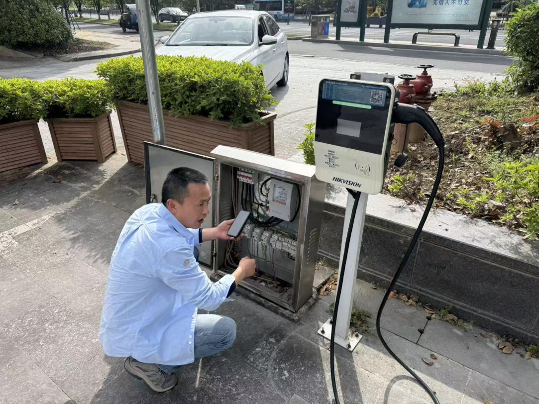 五一服務“不打烊” 城建投公司多措并舉護航游客安心出行
